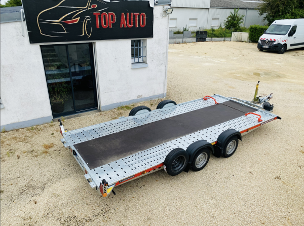 top-auto-86- brian-james-trailers-A4-transporter